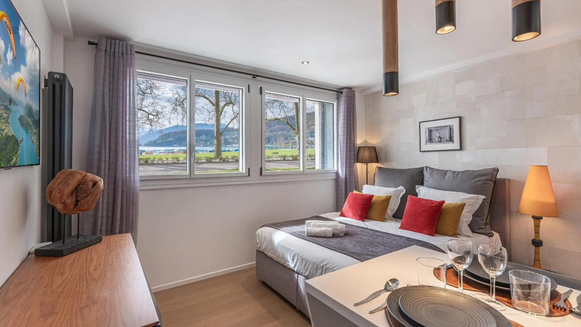 Lagoon Vue Lac Avenue D Albigny Apartment Annecy France